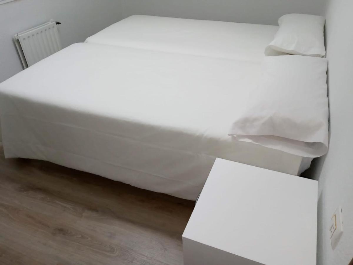 Amplio Alojamiento En 奥维耶多 外观 照片
